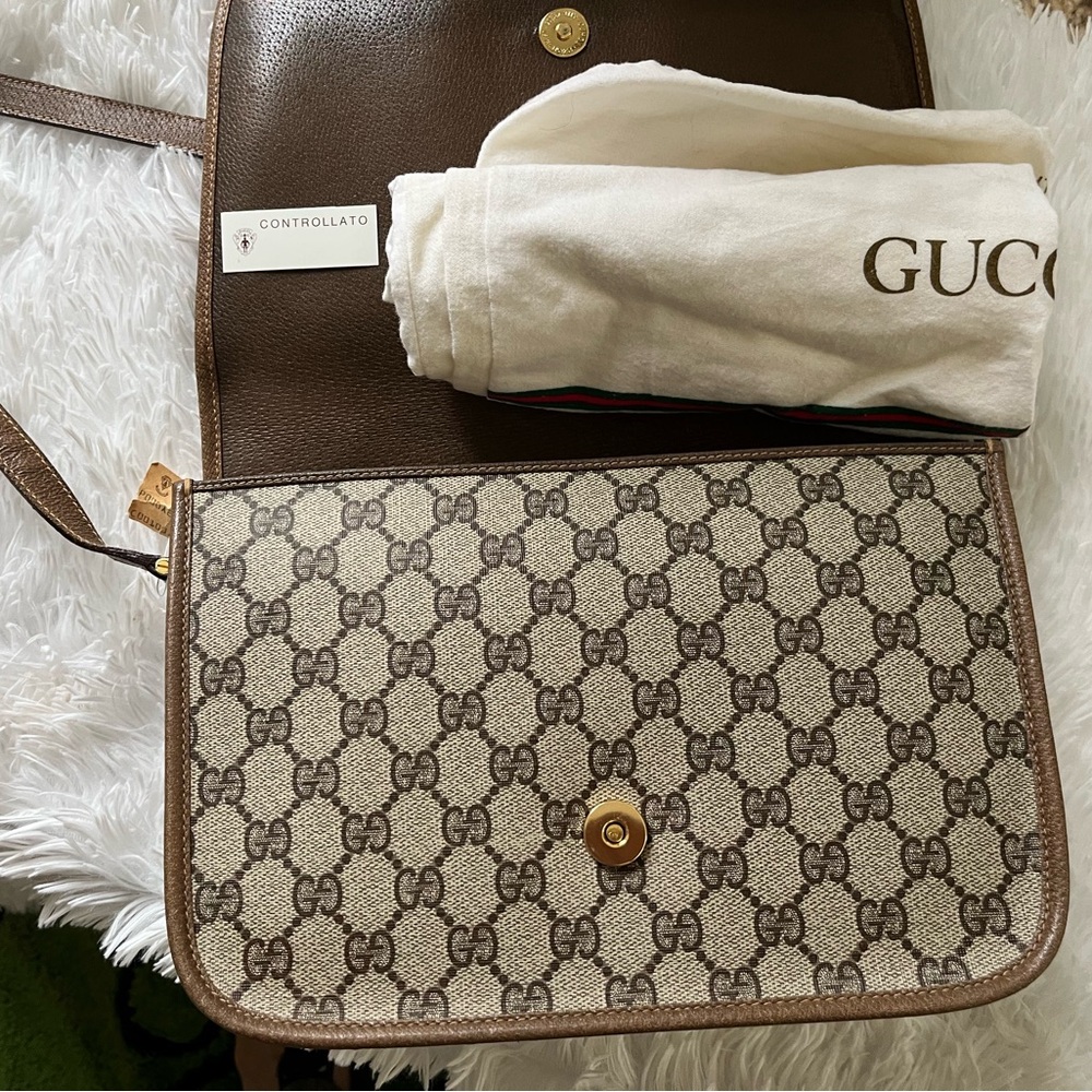 Gucci Beige and Brown Monogram Messenger Bag - Picture 5 of 12